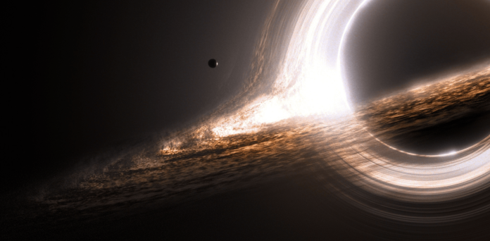 Come i buchi neri supermassicci diventano incredibilmente enormi