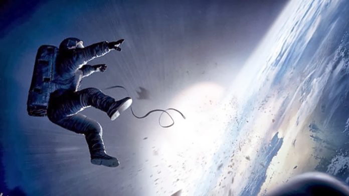 Cosa accadrebbe a uscire nello spazio senza tuta spaziale? Gli scienziati della NASA hanno tracciato fino a che punto potrebbero estendersi i diversi segnali della Wi-Fi lunare rispetto al viaggio compiuto dagli astronauti dell'Apollo sulla Luna