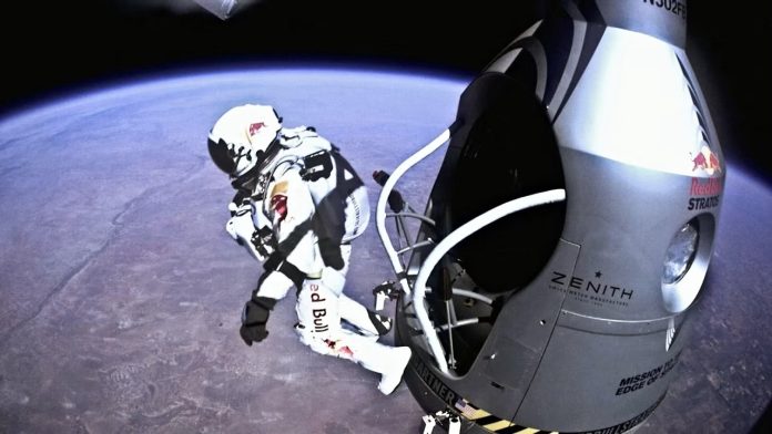 Felix Baumgartner, l'uomo che cadde sulla terra - video
