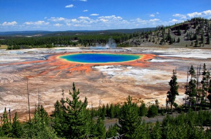 Ecco cosa si nasconde sotto il vulcano di Yellowstone
