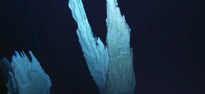 Una città perduta nelle profondità dell'Oceano Atlantico