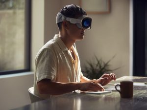 L’Apple Vision Pro è pronto per rivoluzionare il settore della televisione? 1 2