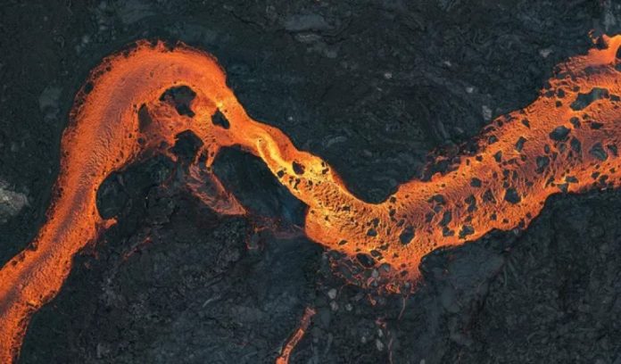 Perché l'Islanda è così vulcanicamente attiva?