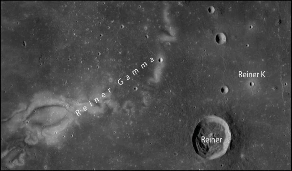 Scoperte rocce lunari anomale con proprietà uniche 1 Un gruppo di ricerca ha esaminato l'interazione tra polvere e grandi pietre, scoprendo rocce lunari anomale.