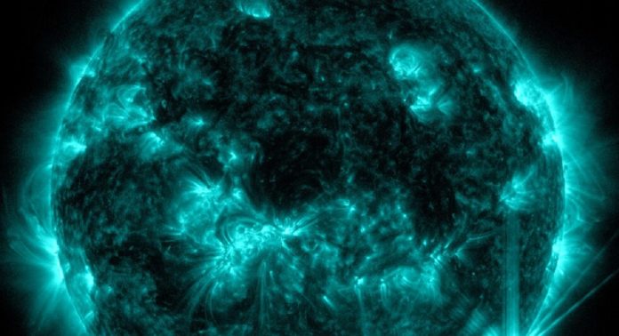 eruzione solare