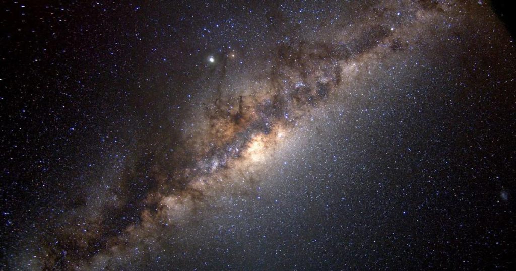Shakti e Shiva: due galassie progenitrici della Via Lattea 3 Shakti e Shiva alcuni dei primi antenati della nostra Via Lattea