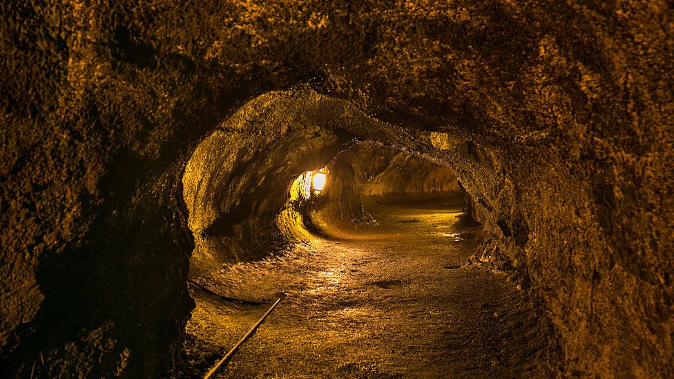 Tunnel lavici 