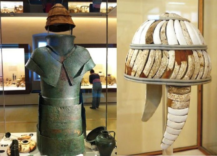 Panoplia di Dendra: i marines greci hanno testato in una battaglia simulata la misteriosa armatura di 3.500 anni fa
