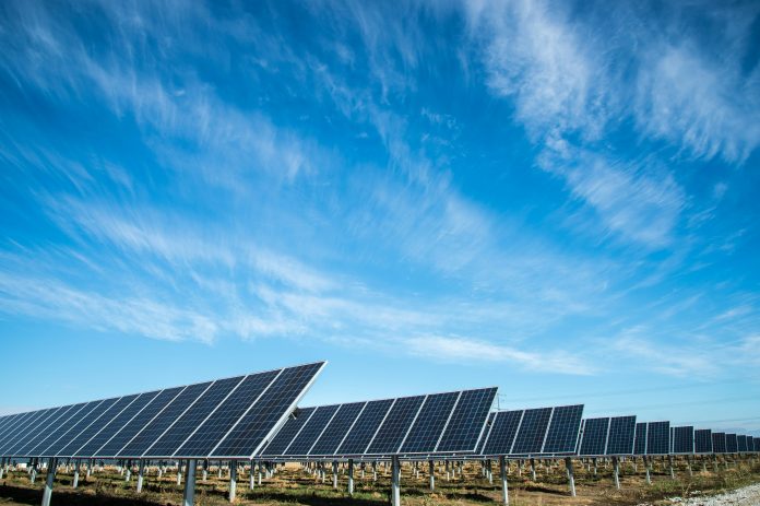Energie rinnovabili, Italia in crescita: è il 12° Paese più sostenibile in Europa
