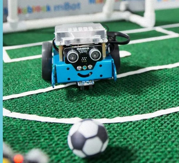 I 5 giocattoli robot per bambini che rendono divertente l'apprendimento STEM 1 I 4 giocattoli robot per bambini che rendono divertente l'apprendimento STEM