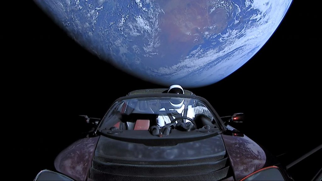 Un asteroide appena scoperto si rivela essere una Tesla Roadster
