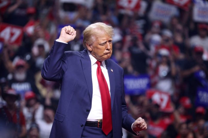 Donald Trump sta innescando volontariamente una crisi costituzionale?
