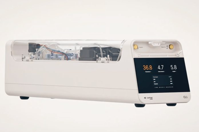 Biocomputer CL1 sviluppato cellule umane viventi: la tecnologia sfida l'etica