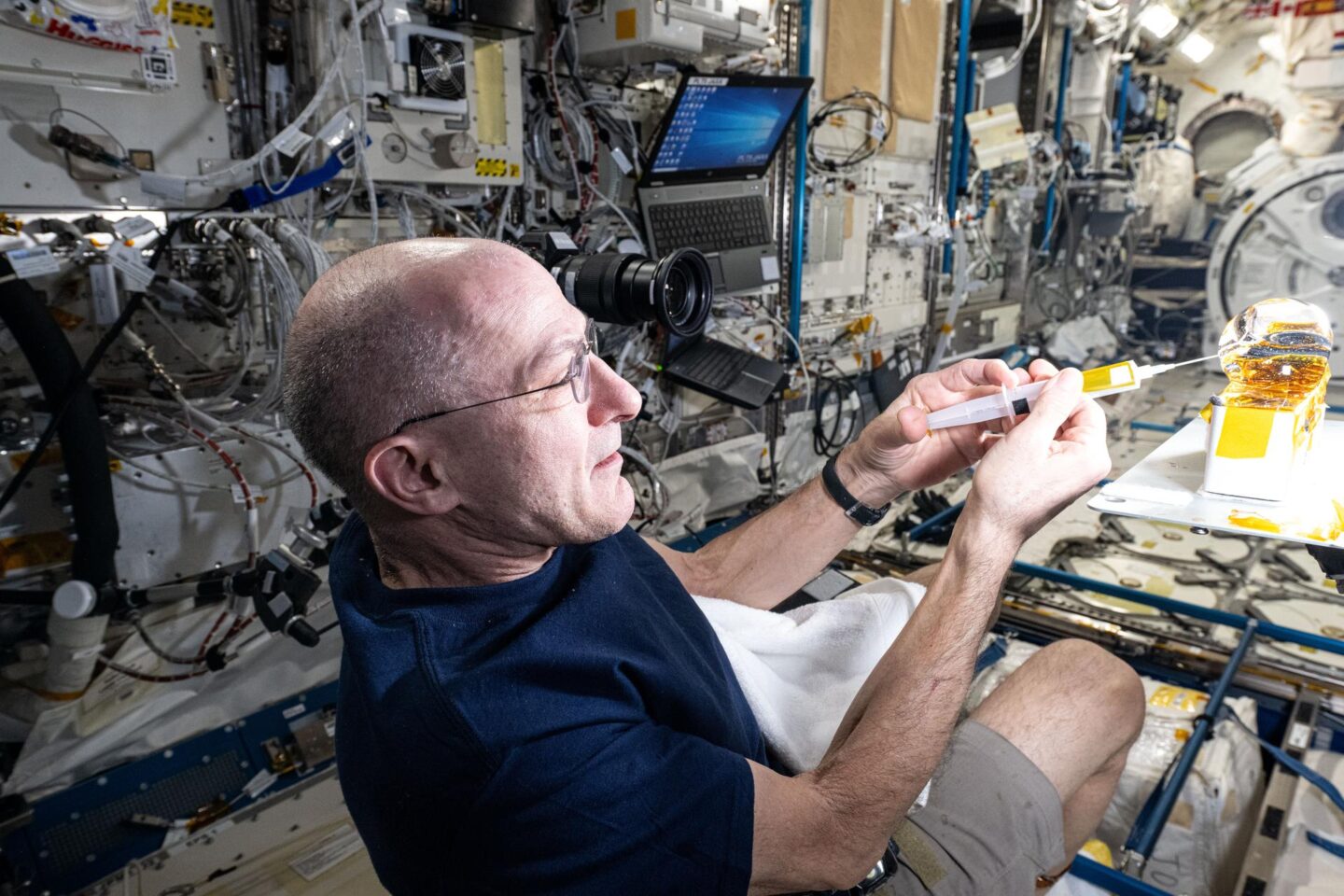 Don Pettit: ritorno infuocato dallo spazio per il suo 70° compleanno
