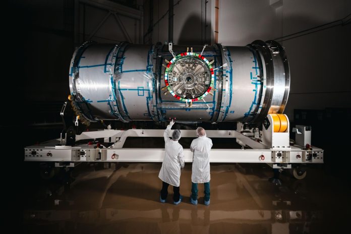 HALO pronto al lancio: test cruciali per l'habitat lunare