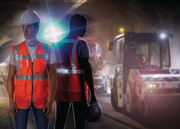Come scegliere il gilet ad alta visibilità in base al livello di rischio
