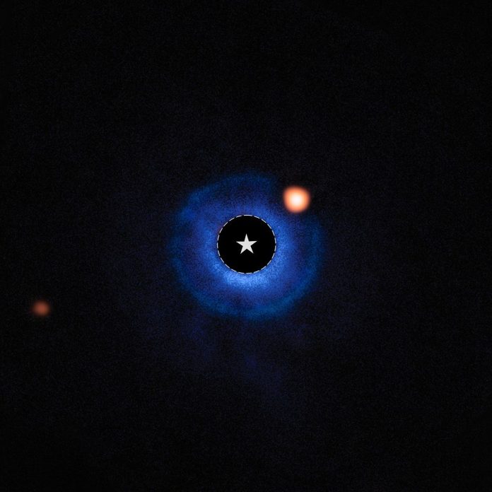 TWA 7 b: scoperto da Webb un gigante come Saturno