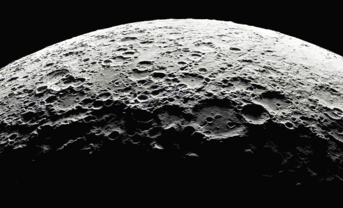 Grafene lunare: una scoperta che riscrive la storia della Luna