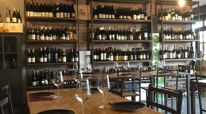 Enoteca Serafino: il punto di riferimento per chi ama il vino