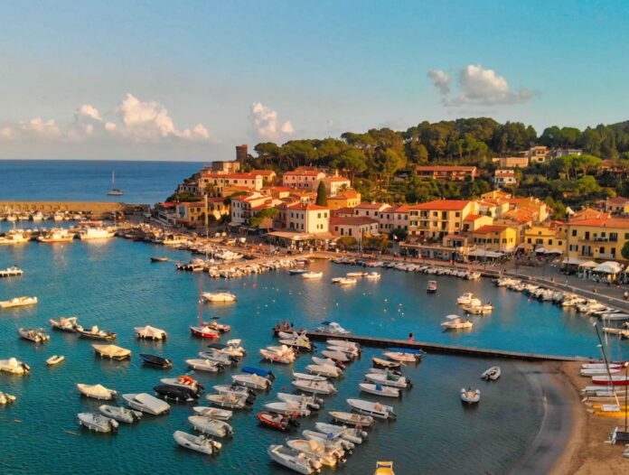 Turismo all'isola d'Elba: la sfida della sostenibilità e le opportunità dei nuovi viaggiatori