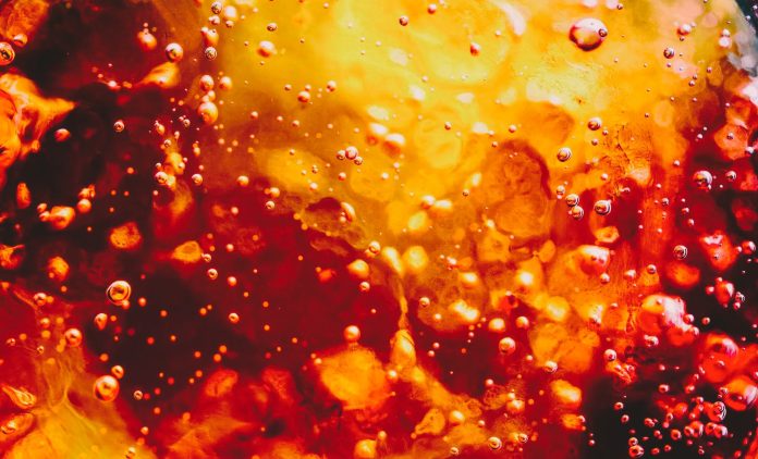 Spazio fluido: la nuova teoria della viscosità che sfida il modello standard