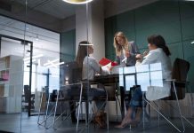 Le strategie per una crescita economica sostenibile in azienda (inclusa la tutela) Le strategie per una crescita economica sostenibile in azienda (inclusa la tutela)