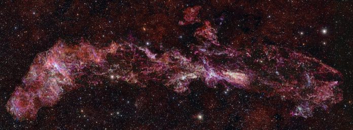 La più grande immagine di ALMA mostra la chimica nascosta nel cuore della Via Lattea