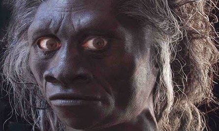 Homo floresiensis: una revisione delle abilità predatorie degli antichi ominini
